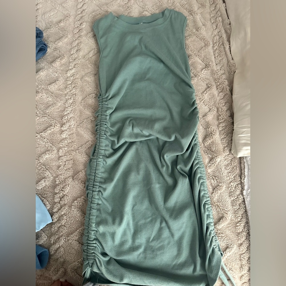 Amazon Green Ruched Bodycon Dress Crew Neck